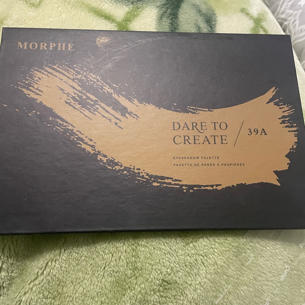 2 Large Morphe Pallets